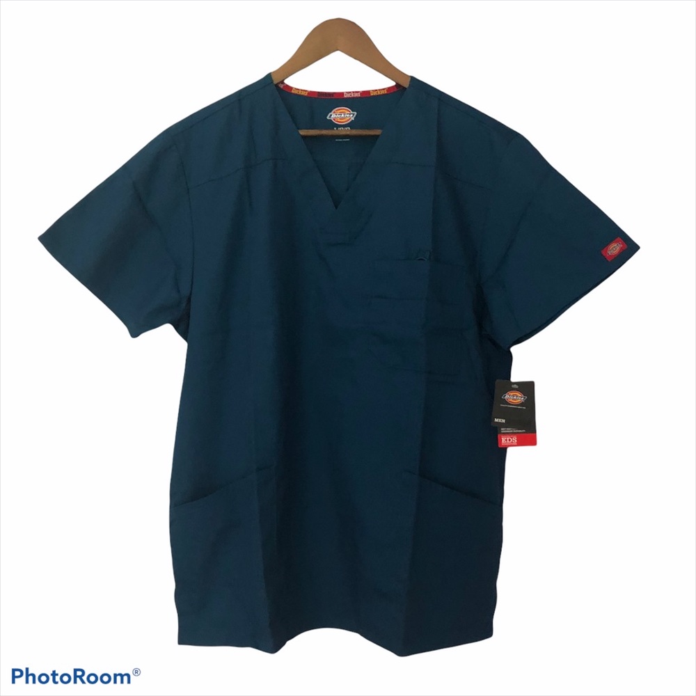 NWT men’s Dickies EDS scrub top